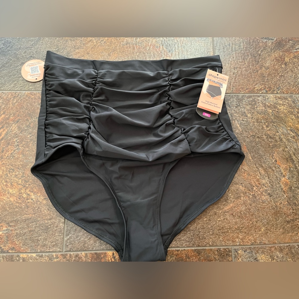 Women’s new Shapermint high waisted control top ruched bikini bottom. Size 2XL - Picture 4 of 11